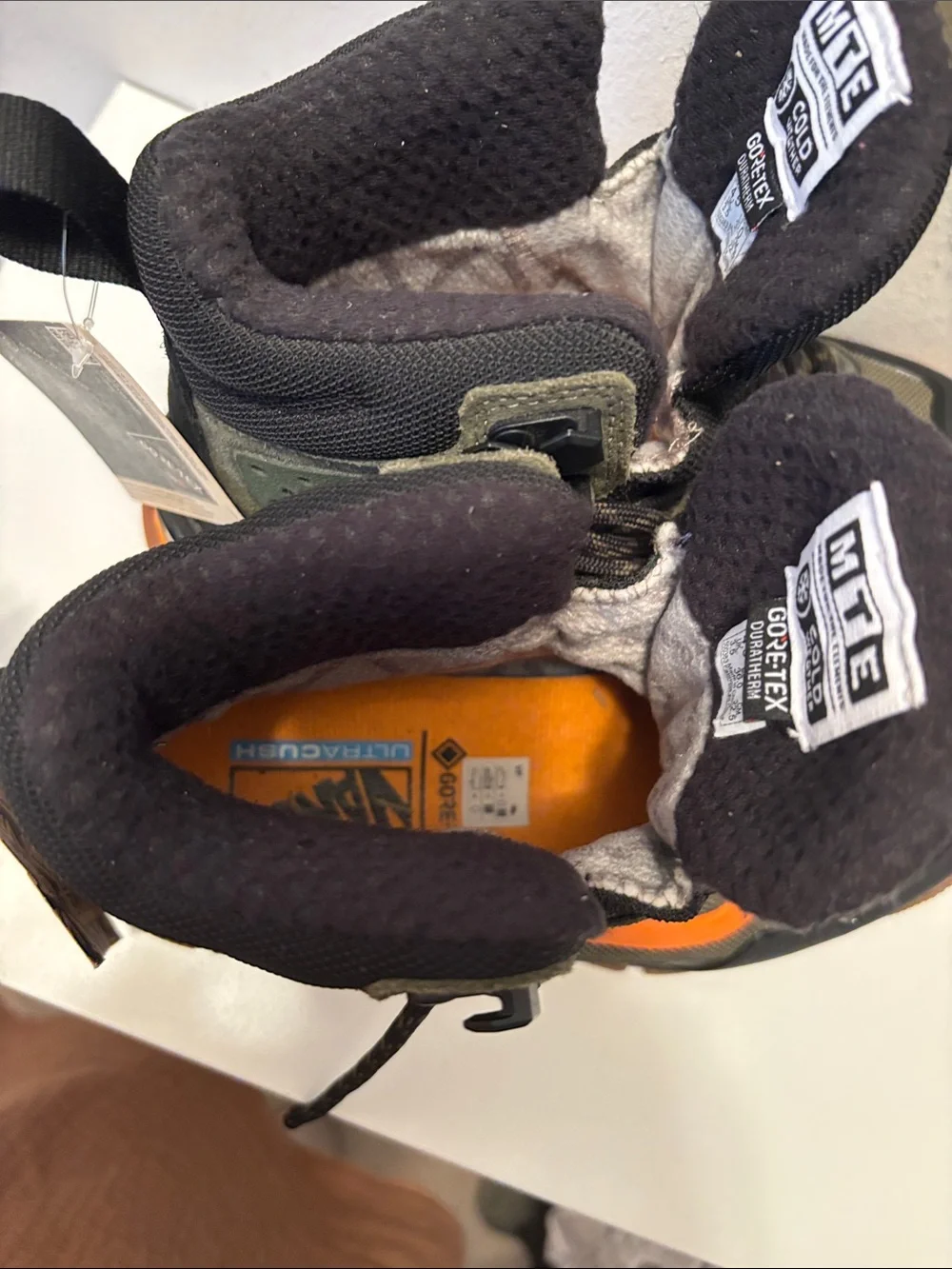 Vans Kids Olive Green and Orange Gore-Tex High-Top Boots ultra Range NWT